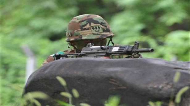http://freedomwat.ch/wp-content/uploads/2012/09/South-Korean-army-officer-during-US-joint-drills-Aug-2012-via-AFP1.jpg