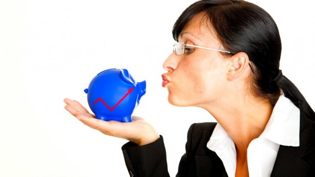 http://freedomwat.ch/wp-content/uploads/2012/09/banker-kissing-piggy-bank-via-Shutterstock-615x3451.jpg
