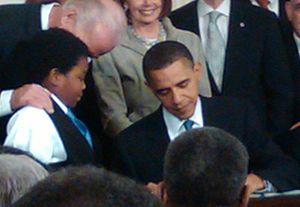 http://freedomwat.ch/wp-content/uploads/2012/11/300px-Obama_signing_health_care-20100323-crop12.jpg