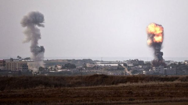 http://freedomwat.ch/wp-content/uploads/2012/11/Gaza-explosions-via-AFP2.jpg
