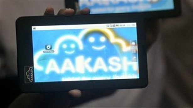 http://freedomwat.ch/wp-content/uploads/2012/11/Makers-of-the-tablet-Britain-based-Datawind-say-the-Aakash-2-is-powered-by-a-processor-that-runs-three-times-faster-than-the-original.-Photo-via-AFP.2.jpg