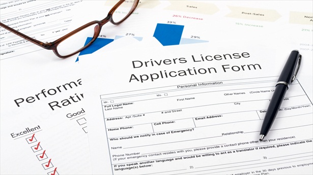 http://freedomwat.ch/wp-content/uploads/2012/12/Pen-Glasses-and-Drivers-License-Application-via-Shutterstock1.jpg