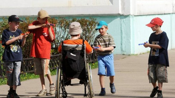 http://freedomwat.ch/wp-content/uploads/2012/12/Russian-orphans-via-AFP1.jpg