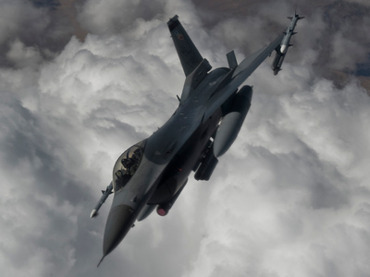 http://freedomwat.ch/wp-content/uploads/2012/12/fighting-falcon-f-16.n2.jpg